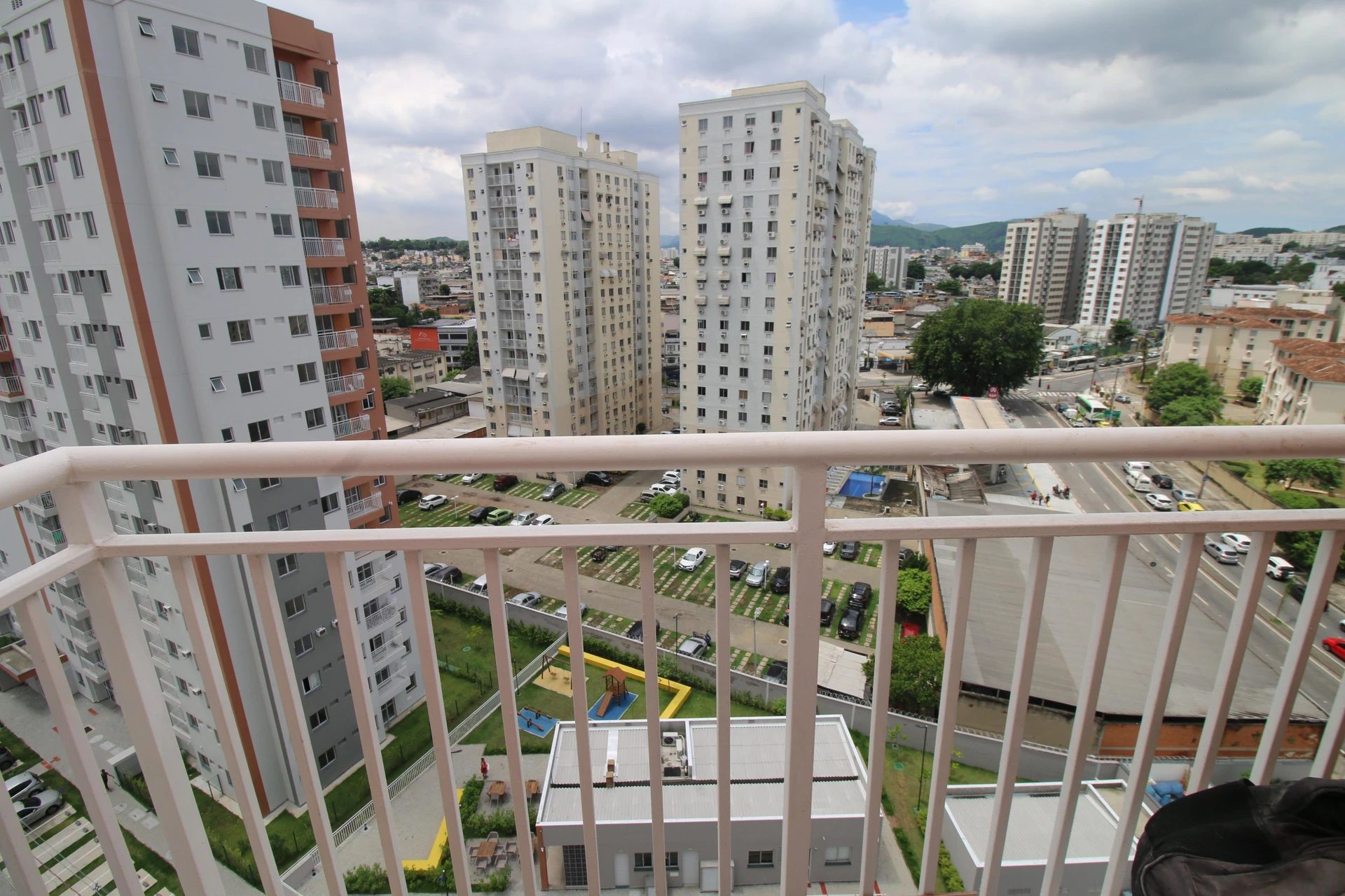 Квартира з 2 спальнями, балконом і приватним барбекю — photo 3