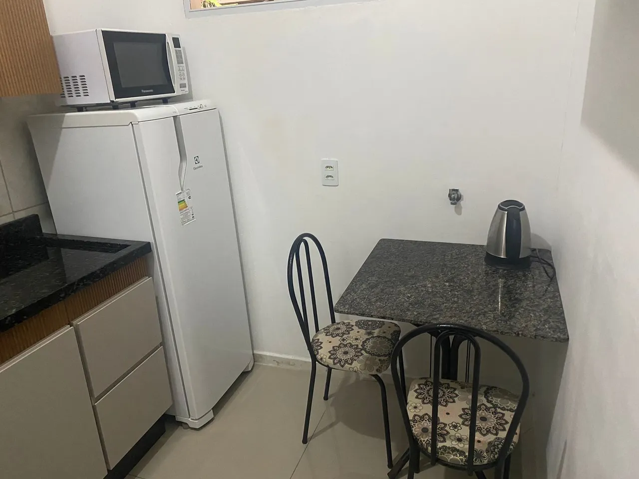 Furnished 1-bedroom apartment with 1 parking spot