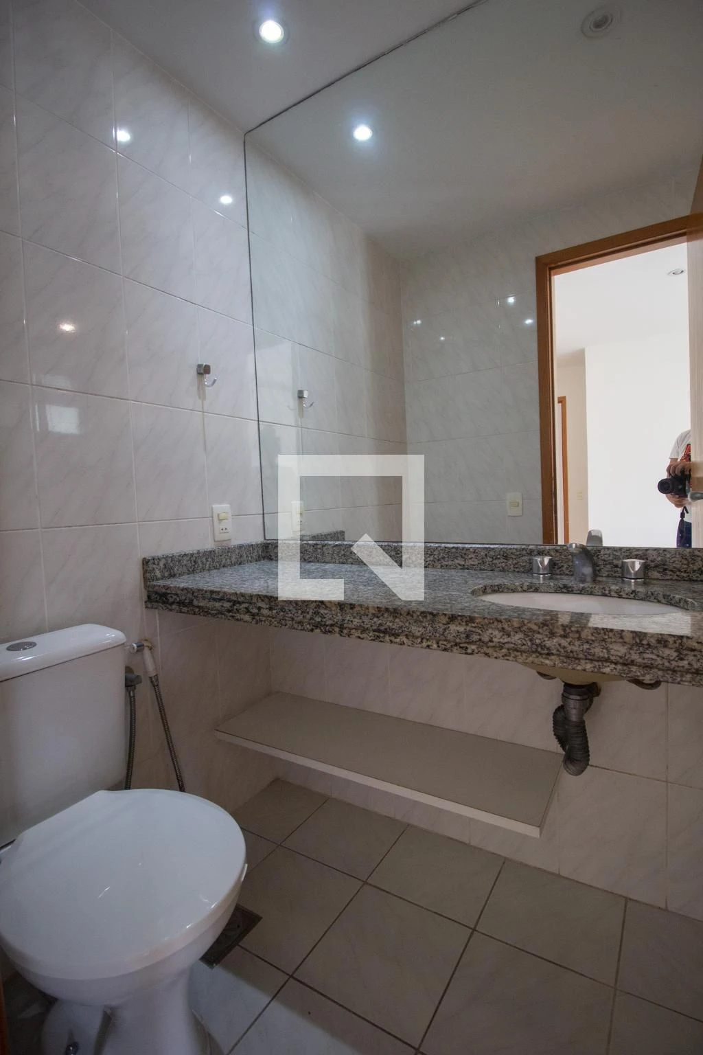 Apartamento com 4 suítes e varanda envidraçada — photo 44