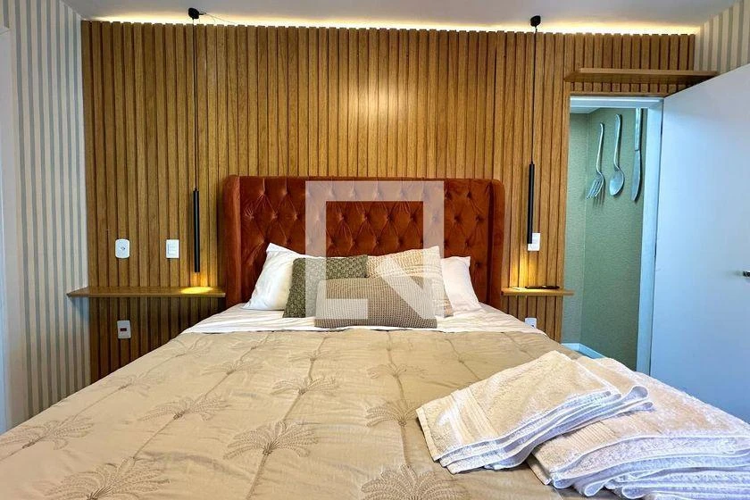 Furnished 90 m² apartment with 2 bedrooms and a pool — photo 12