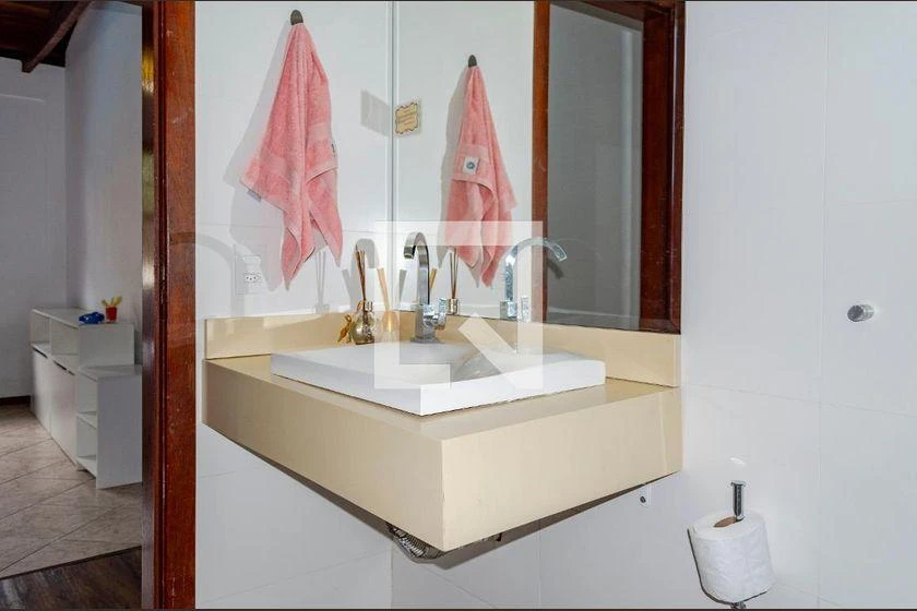 Furnished house for rent with 4 bedrooms and a pool — photo 44