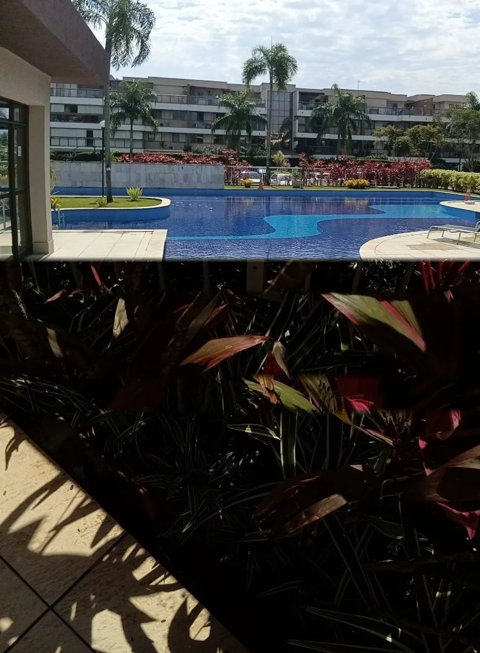 One-bedroom apartment in a building with a gym — photo 9