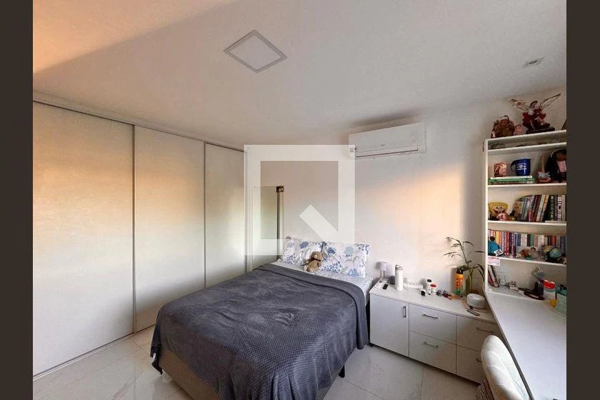Casa para alugar com 6 quartos e 297 m², cozinha integrada — photo 24