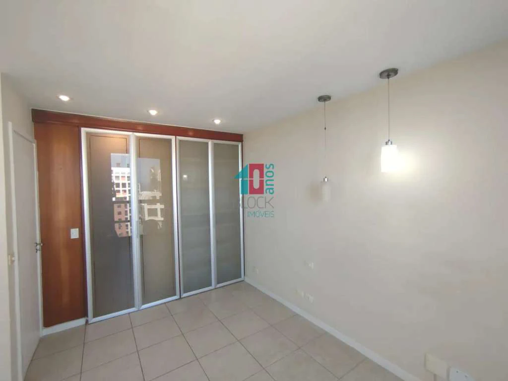 Duplex penthouse with 3 en-suite bedrooms and 200 m² — photo 10