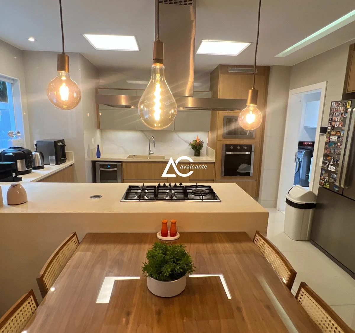 Furnished 4 en-suite home with 400 m² — photo 39
