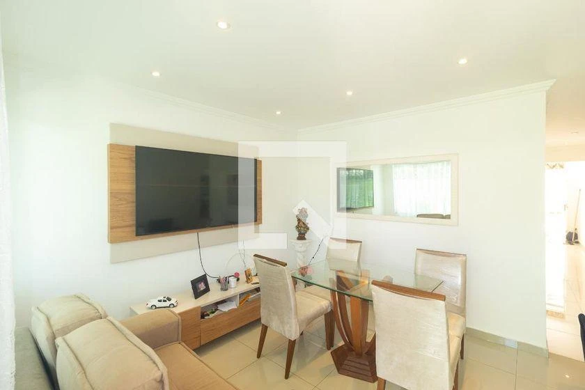 200 m² rental house with 3 bedrooms and a balcony — photo 7