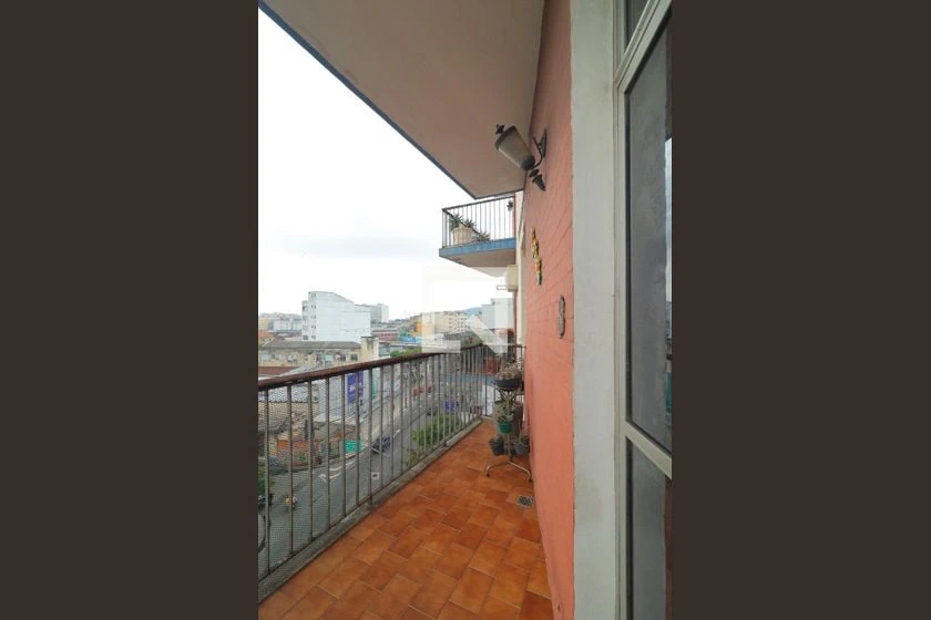 Apartamento de 3 dormitorios, 80 m² y balcón — photo 29