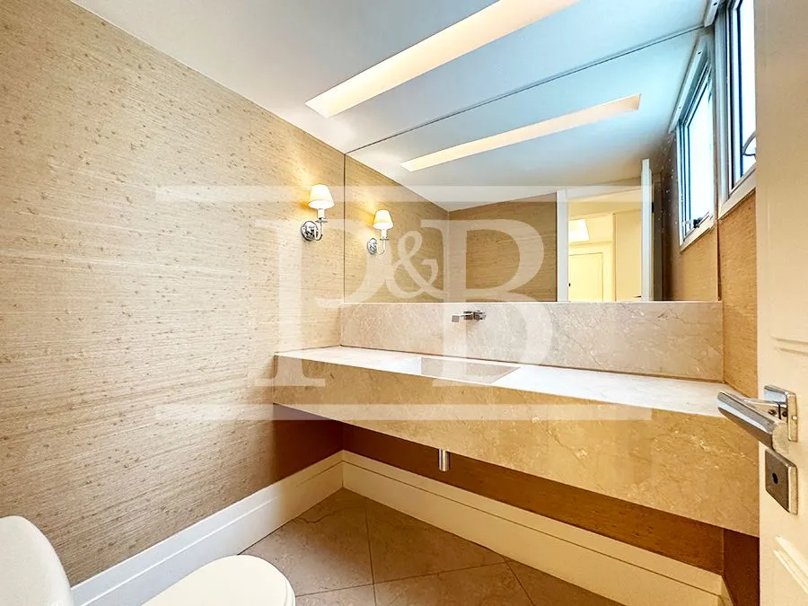 Apartamento com 2 quartos e varanda de vidro fechada — photo 12