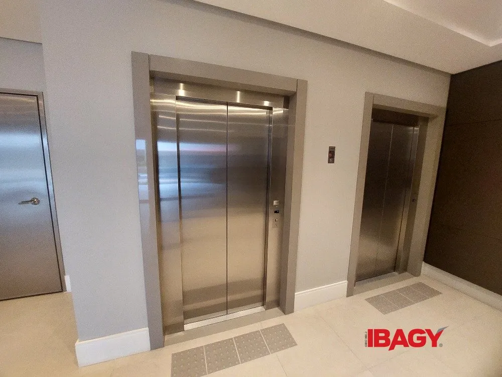 Apartamento de 2 dormitorios con balcón y parrilla — photo 32