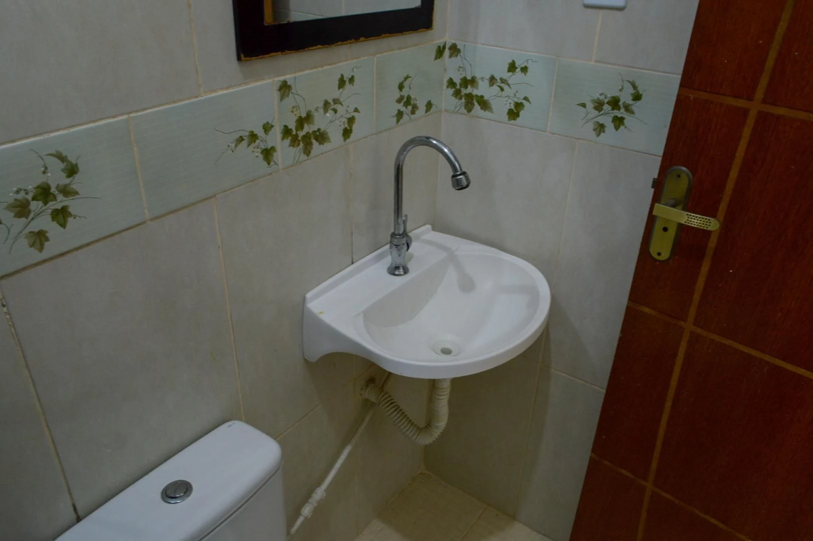 1-bedroom apartment with 1 bathroom and a small kitchenette — photo 7