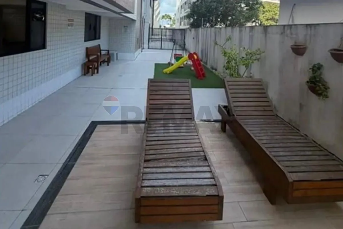 Furnished 3-bedroom apartment with windows on water — photo 15