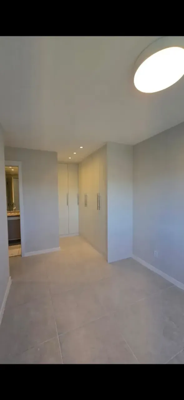 84 m² apartment with 3 bedrooms and integrated kitchen — photo 16