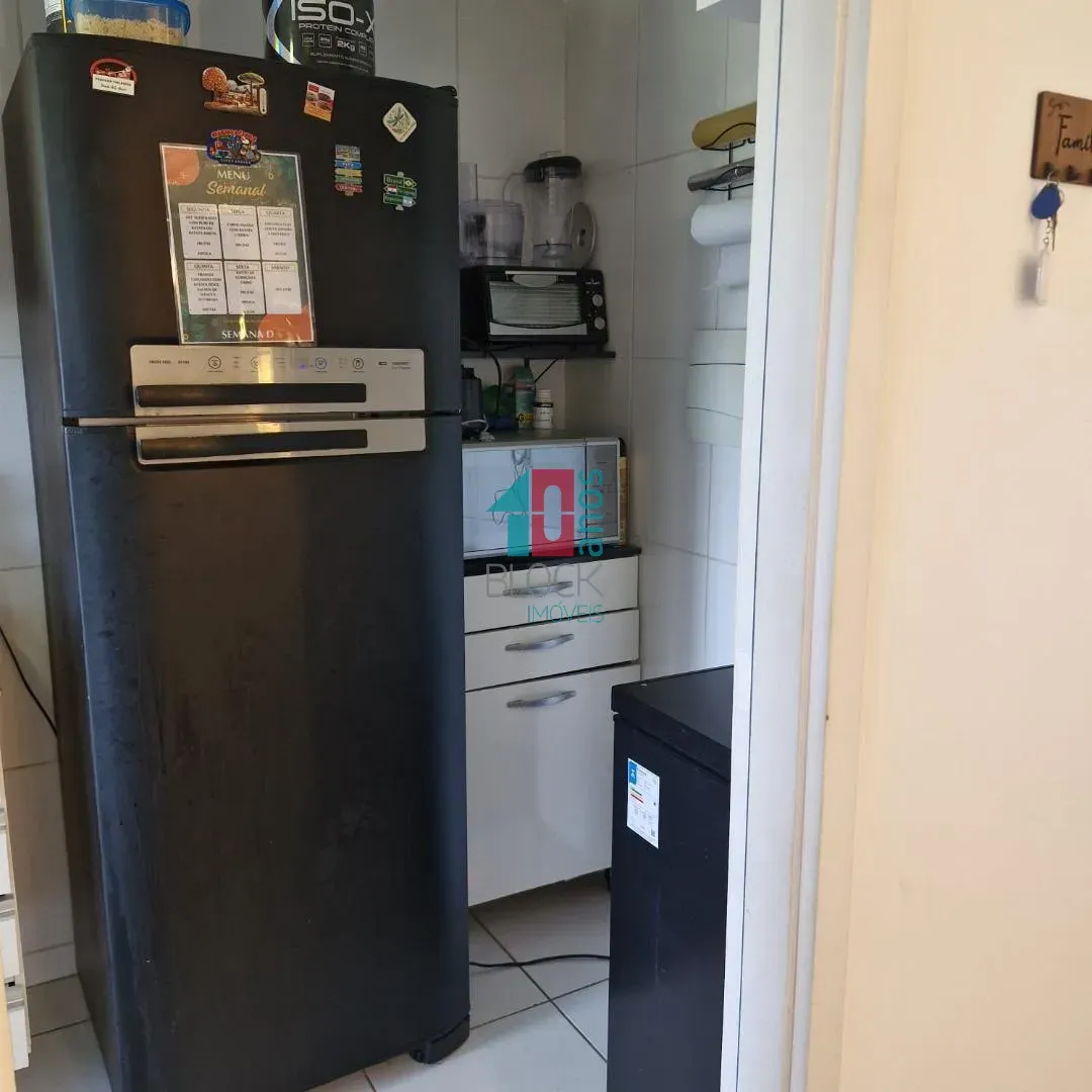 3-bedroom apartment in a building with a gym — photo 34