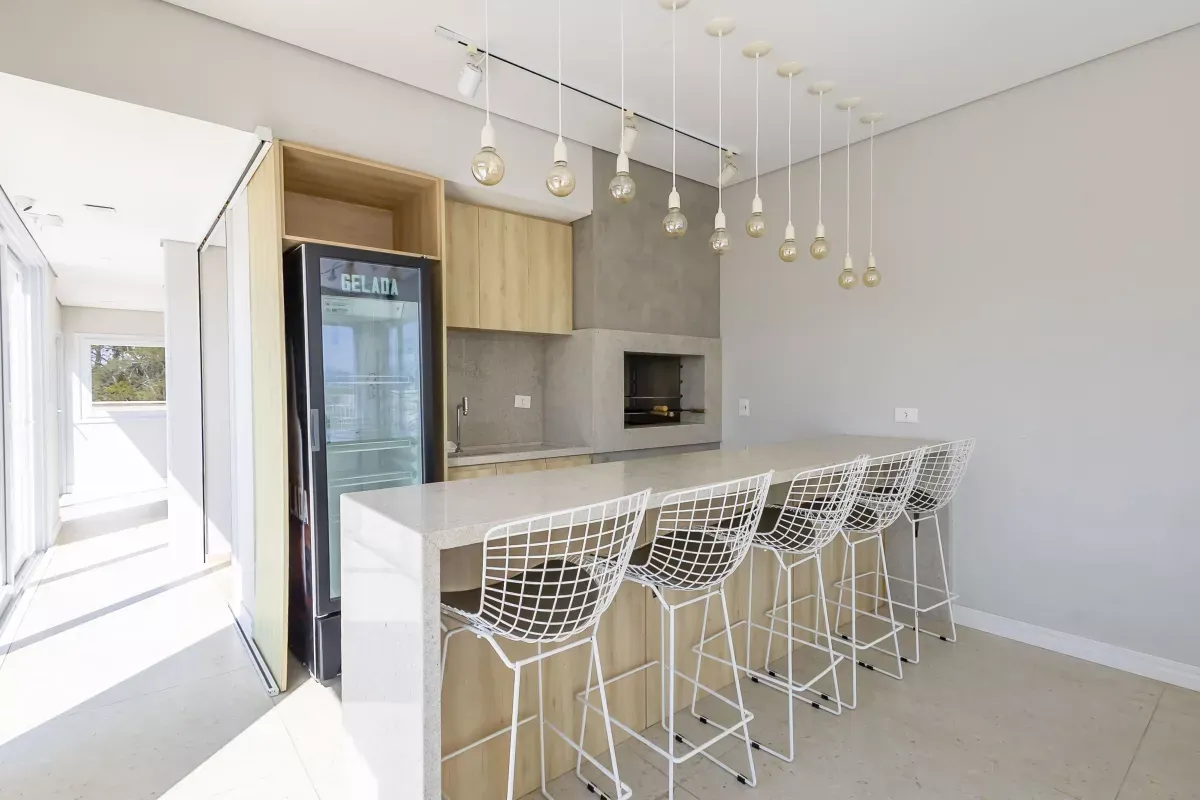One-bedroom apartment with floor-to-ceiling windows — photo 13