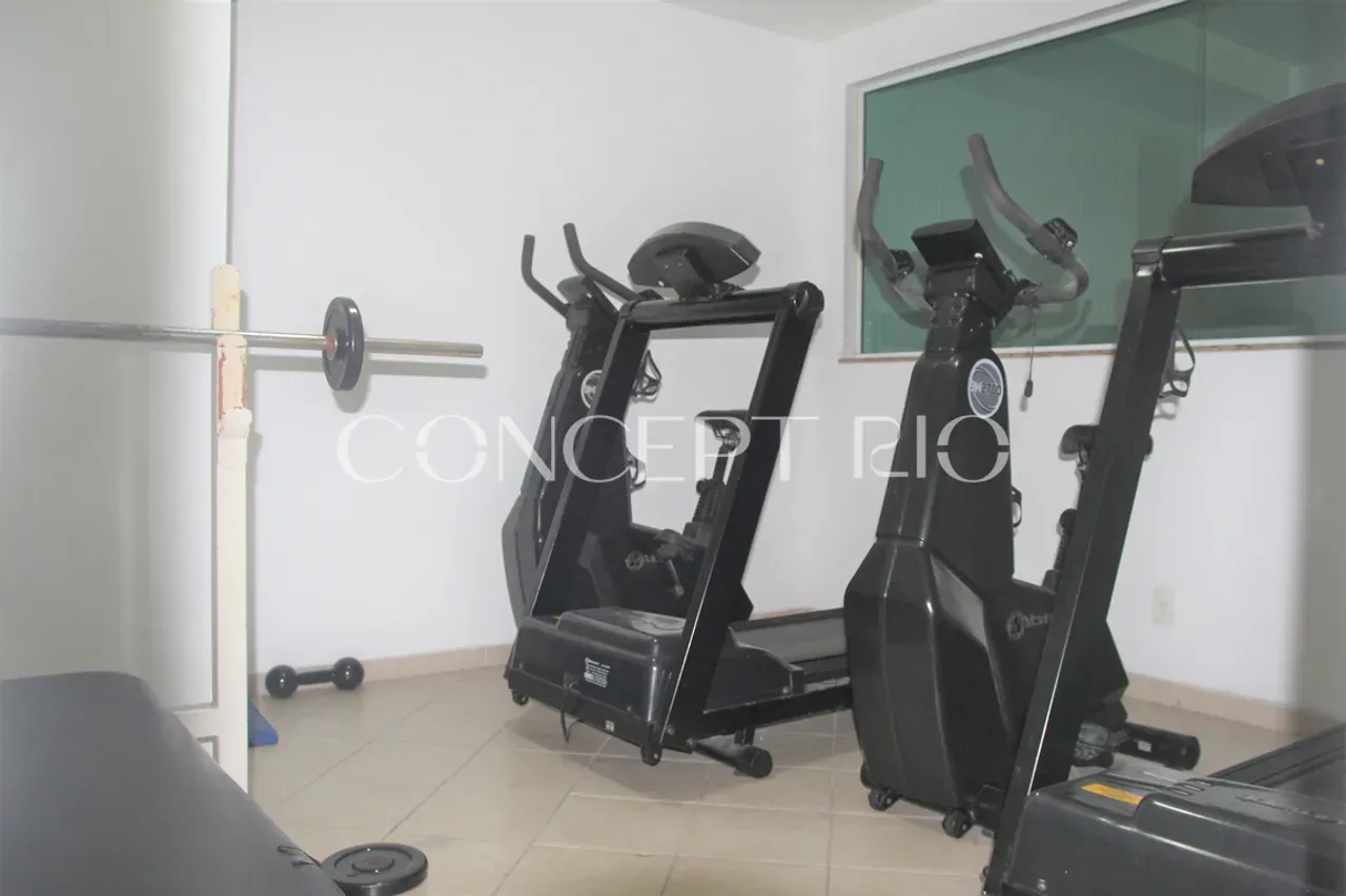 2-bedroom apartment with a private BBQ — photo 9