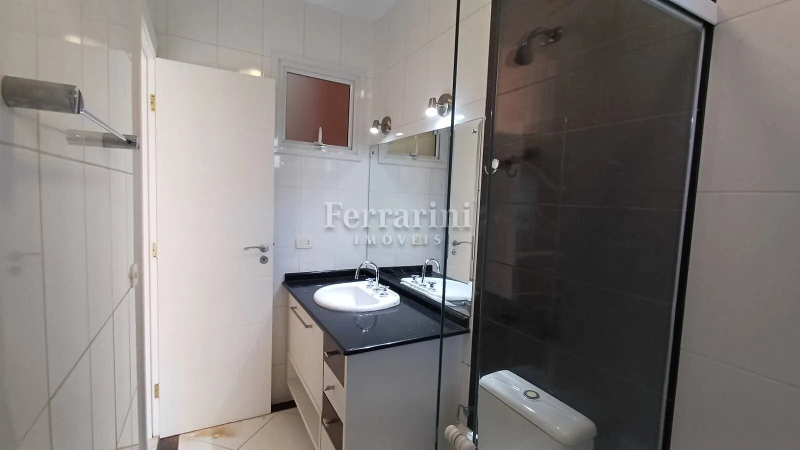 Rental house with 3 bedrooms and 4 bathrooms — photo 34