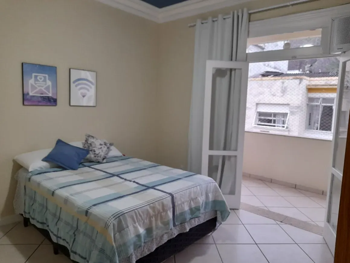 Furnished 4-bedroom apartment with a gas stove — photo 21