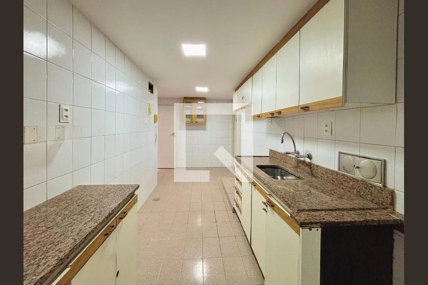 3-bedroom apartment with 2 bathrooms and 104 m² — photo 8