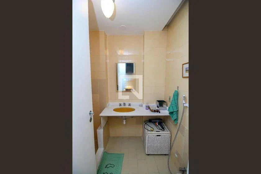 Furnished 64 m² apartment with 2 bedrooms and 1 parking spot — photo 5