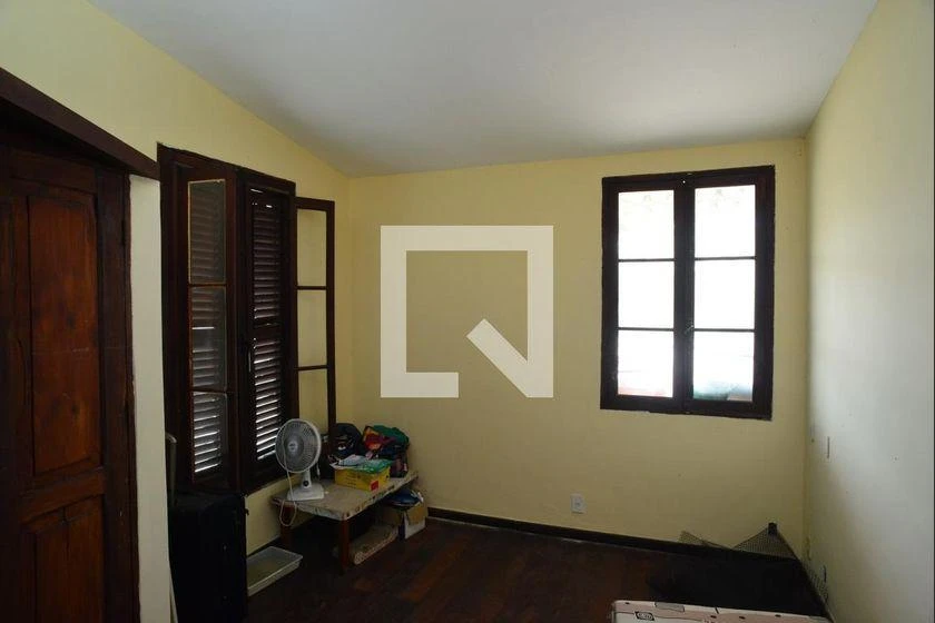 Unfurnished 6-bedroom apartment with 340 m² — photo 21