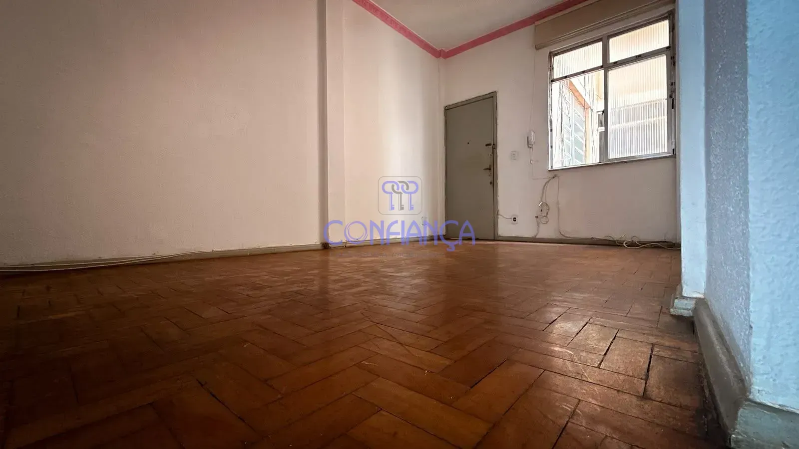 78 m² 2-bedroom apartment with a glass shower enclosure — photo 4