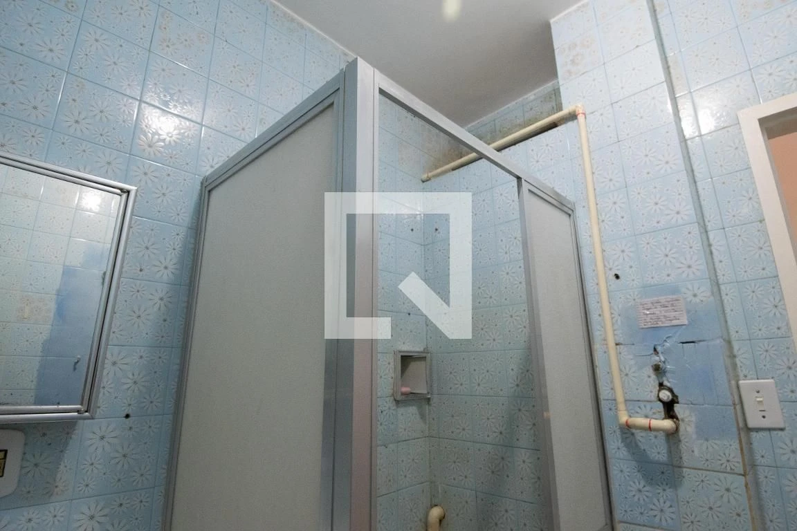 Furnished apartment with 2 bedrooms and 1 bathroom — photo 9