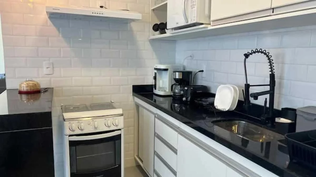 Apartamento mobiliado com 3 quartos e 80 m² — photo 2
