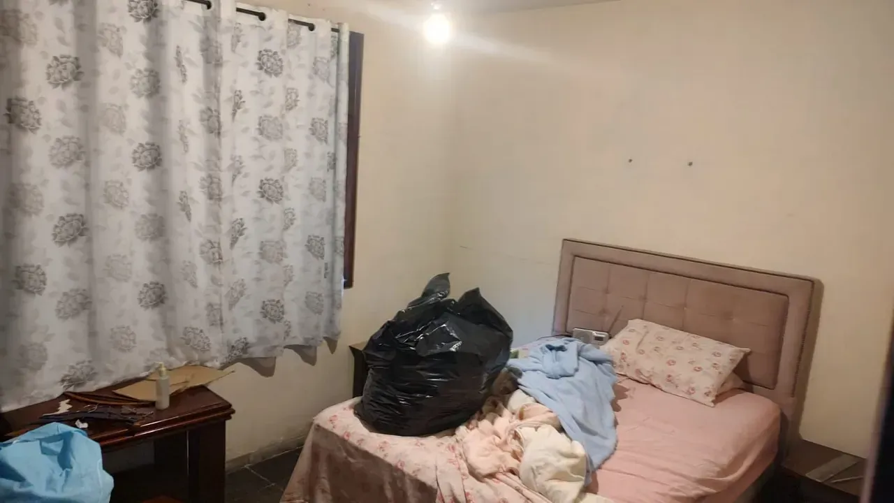 Casa com 3 quartos e 2 banheiros e 3 vagas de garagem — photo 3