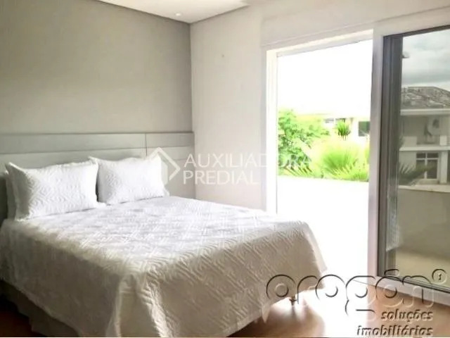 Casa con 6 suites y cocina abierta — photo 20