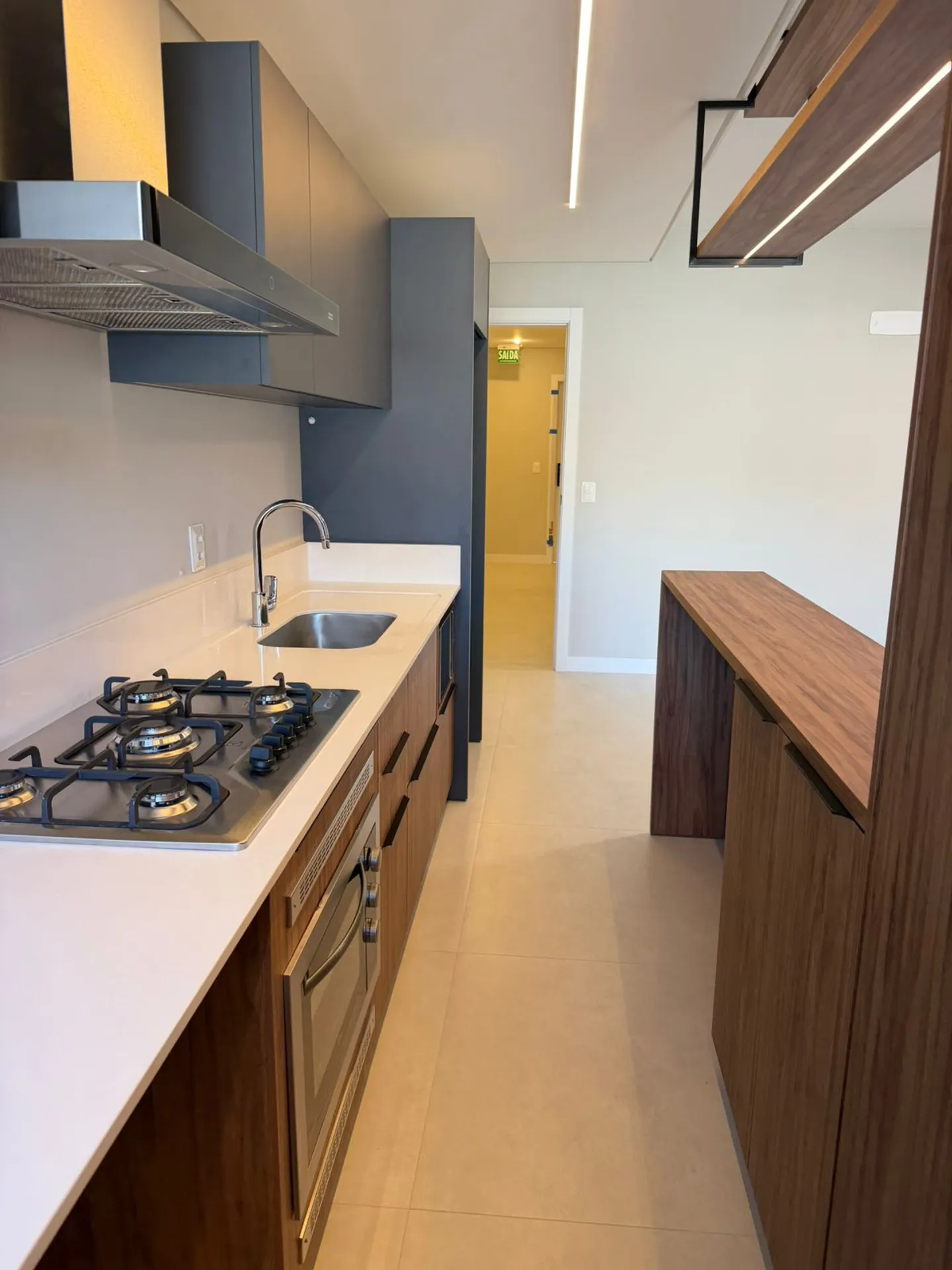 Мебльована квартира 79 м² з 2 спальнями та балконом — photo 20