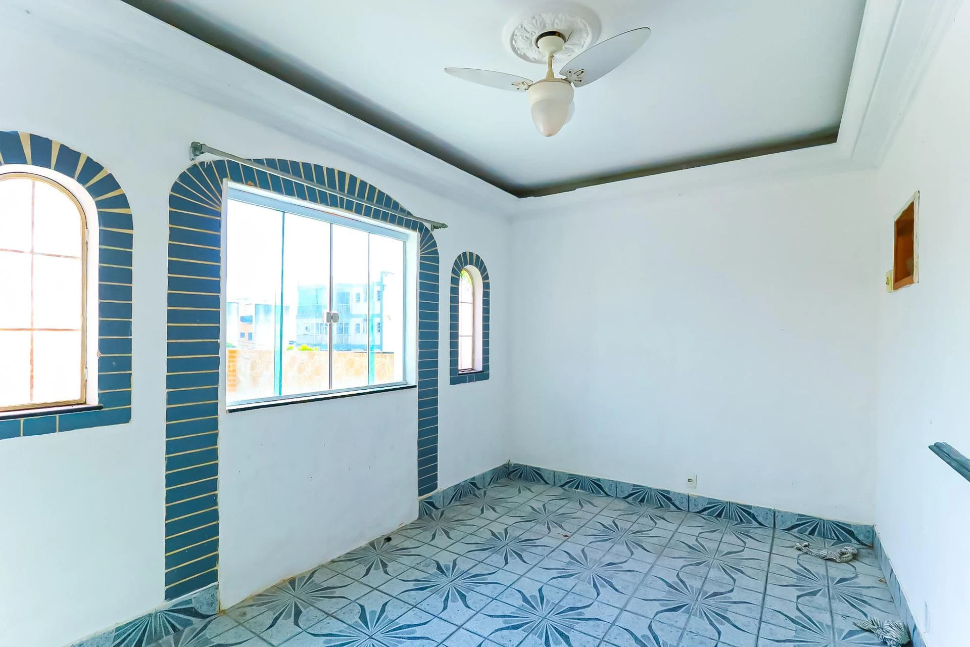 House with 2 bedrooms and a private garden — photo 20