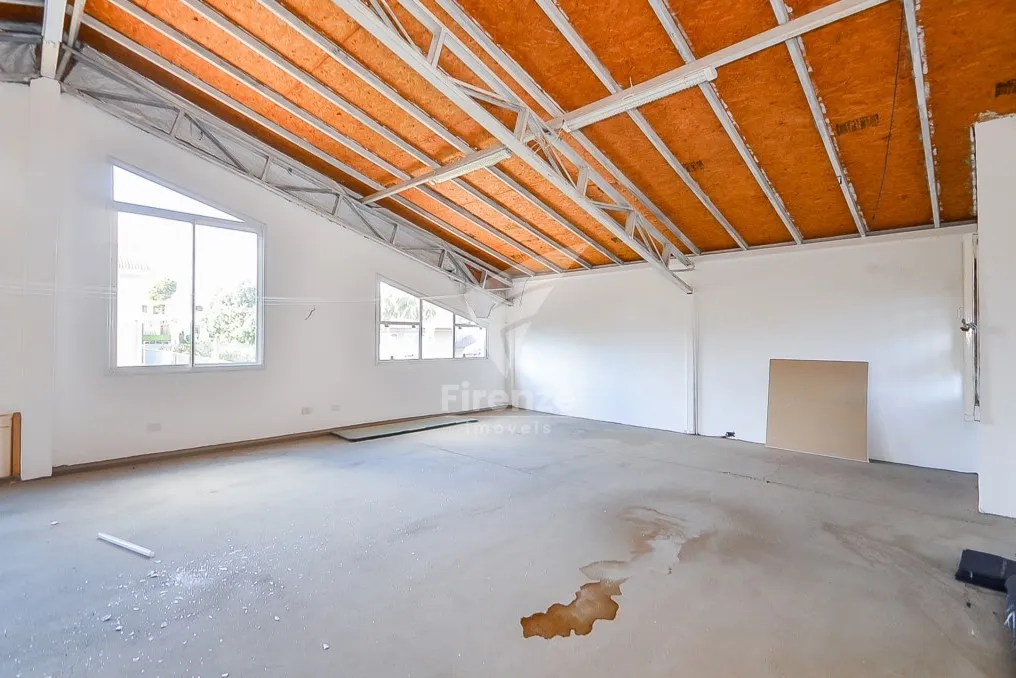 424 m² house with 3 en-suite bedrooms and 4 parking spots — photo 45