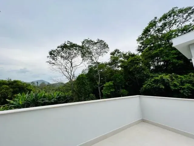 4-bedroom house with 5 bathrooms, 420 m² and 3 parking — photo 30