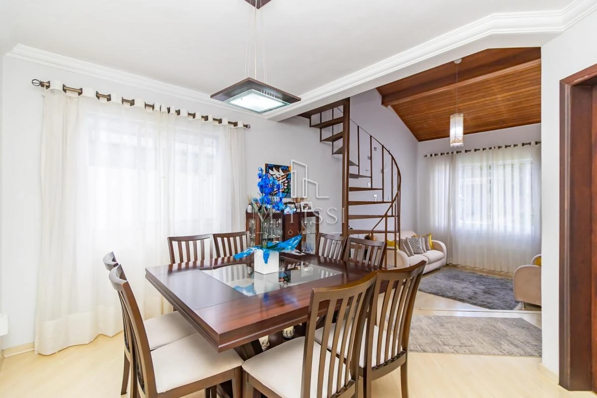 Washing machine in a 3-bedroom house, 200 m² — photo 19