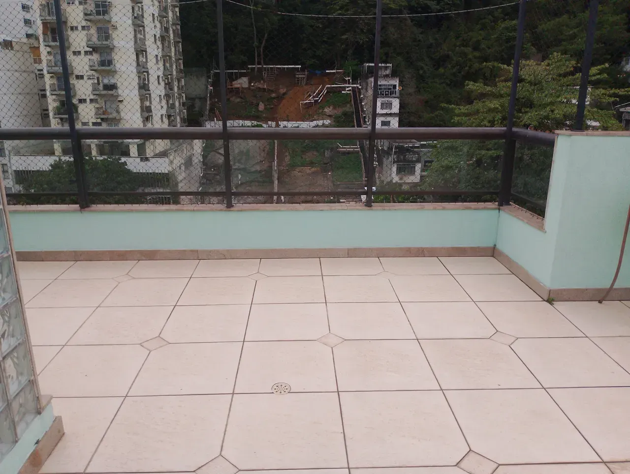 Triplex penthouse with balcony, 4 bedrooms and 2 spots — photo 18