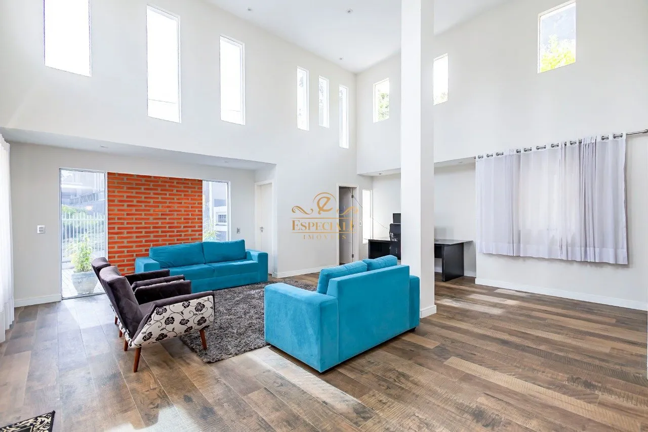 Furnished house with 4 bedrooms and 5 bathrooms
