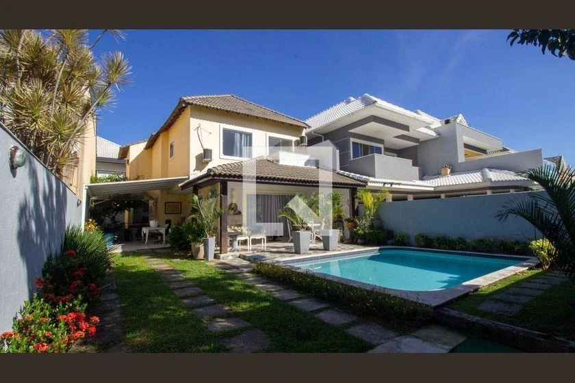235 m² house with 4 bedrooms and a gas open-plan kitchen — photo 10