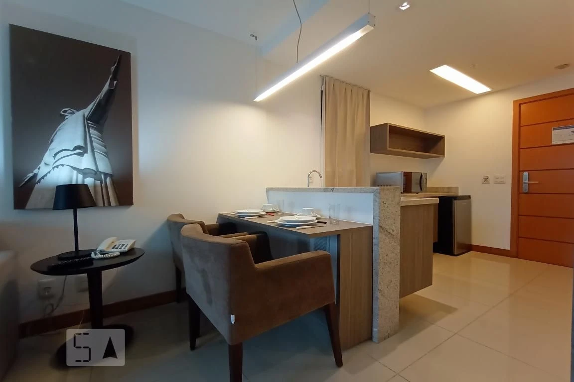 1-bedroom unfurnished apartment with en-suite bath — photo 11
