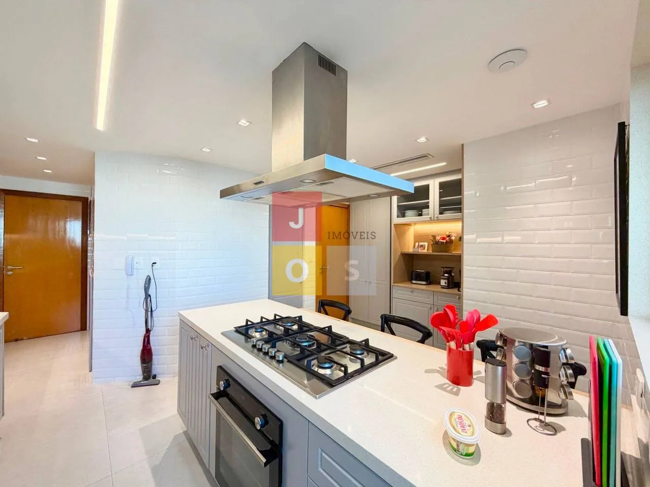 Apartamento mobiliado com 240 m² e 4 suítes — photo 82
