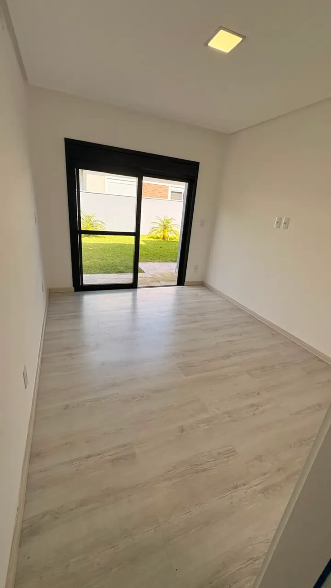5-suite house with open-plan kitchen and 480 m² — photo 19