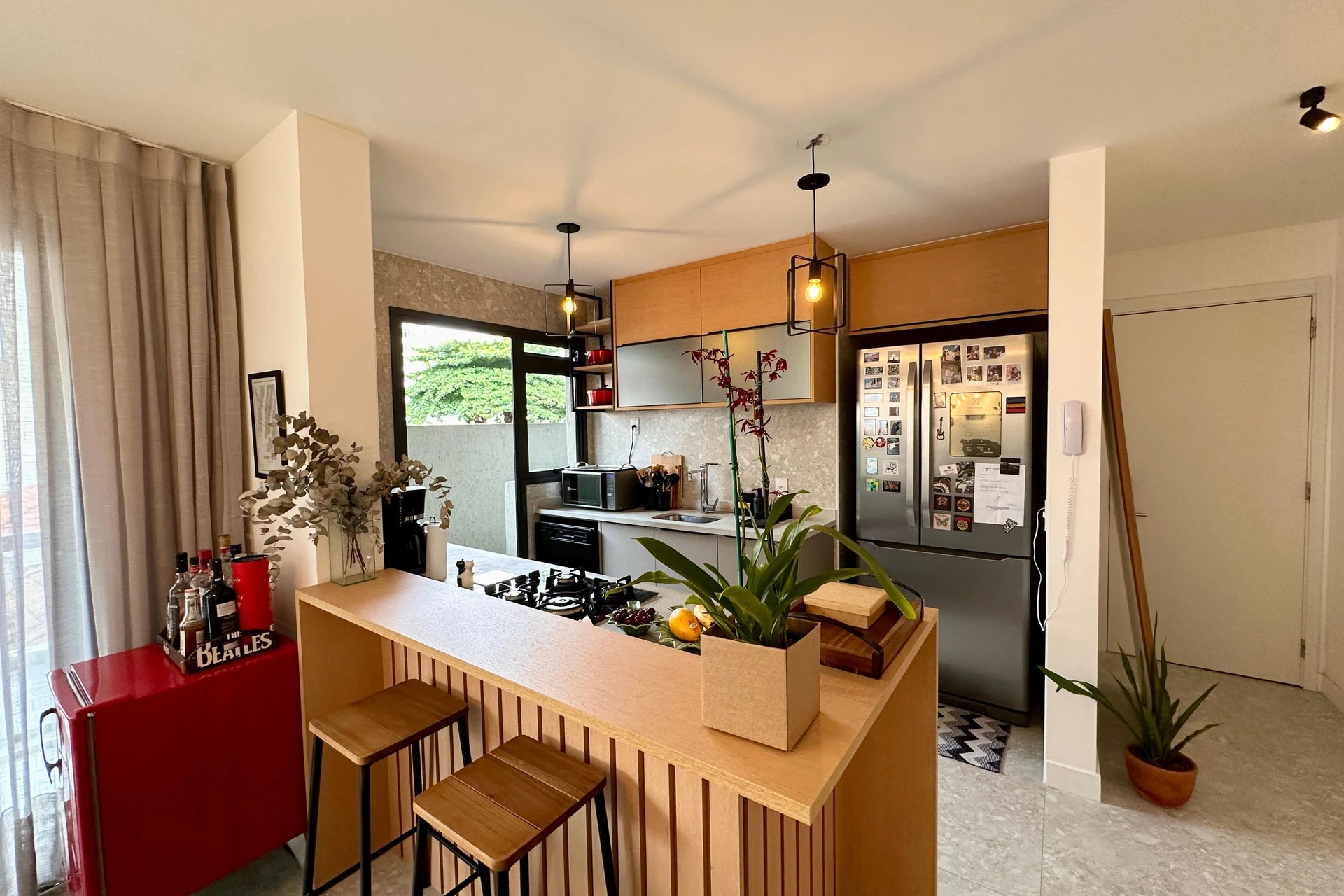 Apartamento com cozinha integrada e 3 suítes — photo 2