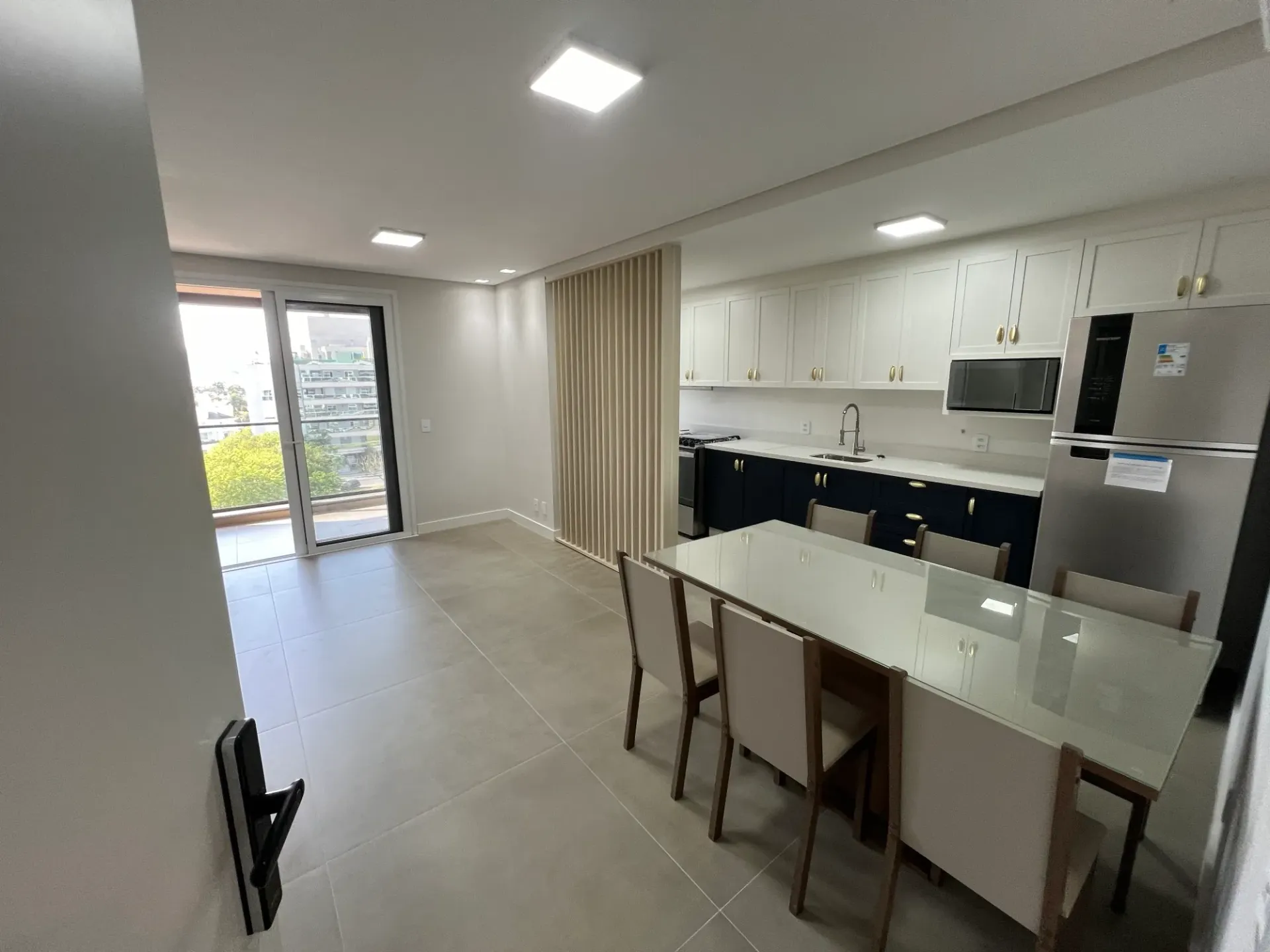 Apartamento con 2 suites, jardín y parrilla privados — photo 28