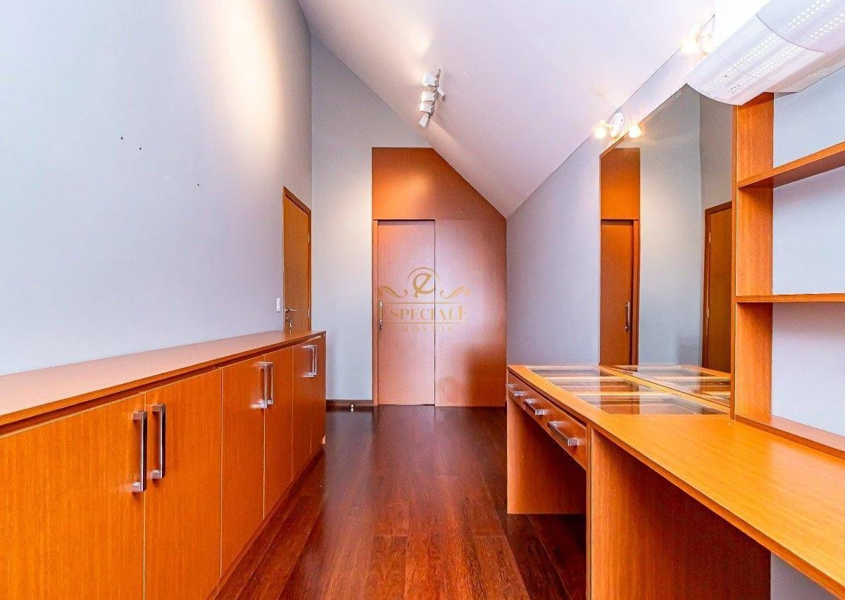 Ванна и 3 спальни: дом 295 м² — photo 3
