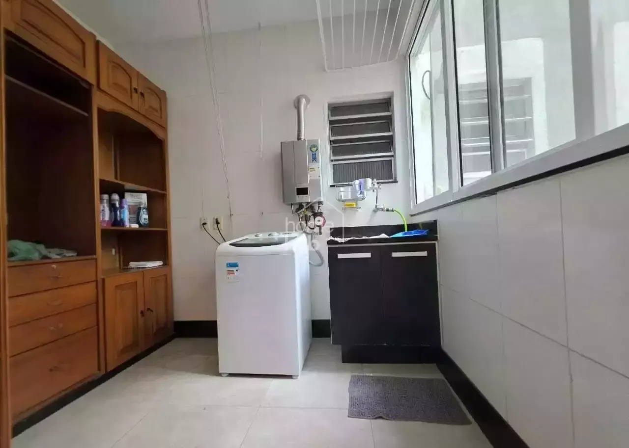 Furnished apartment, 157 m², with a home office — photo 21