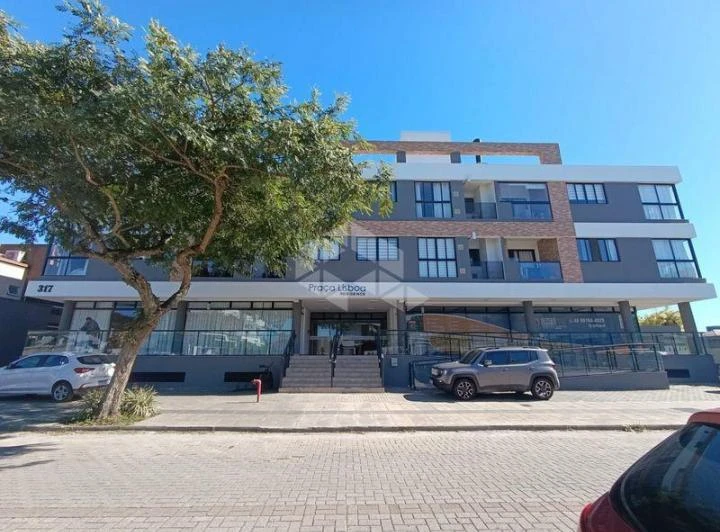 Apartment with 2 bedrooms, 1 en-suite and 1 parking spot — photo 3