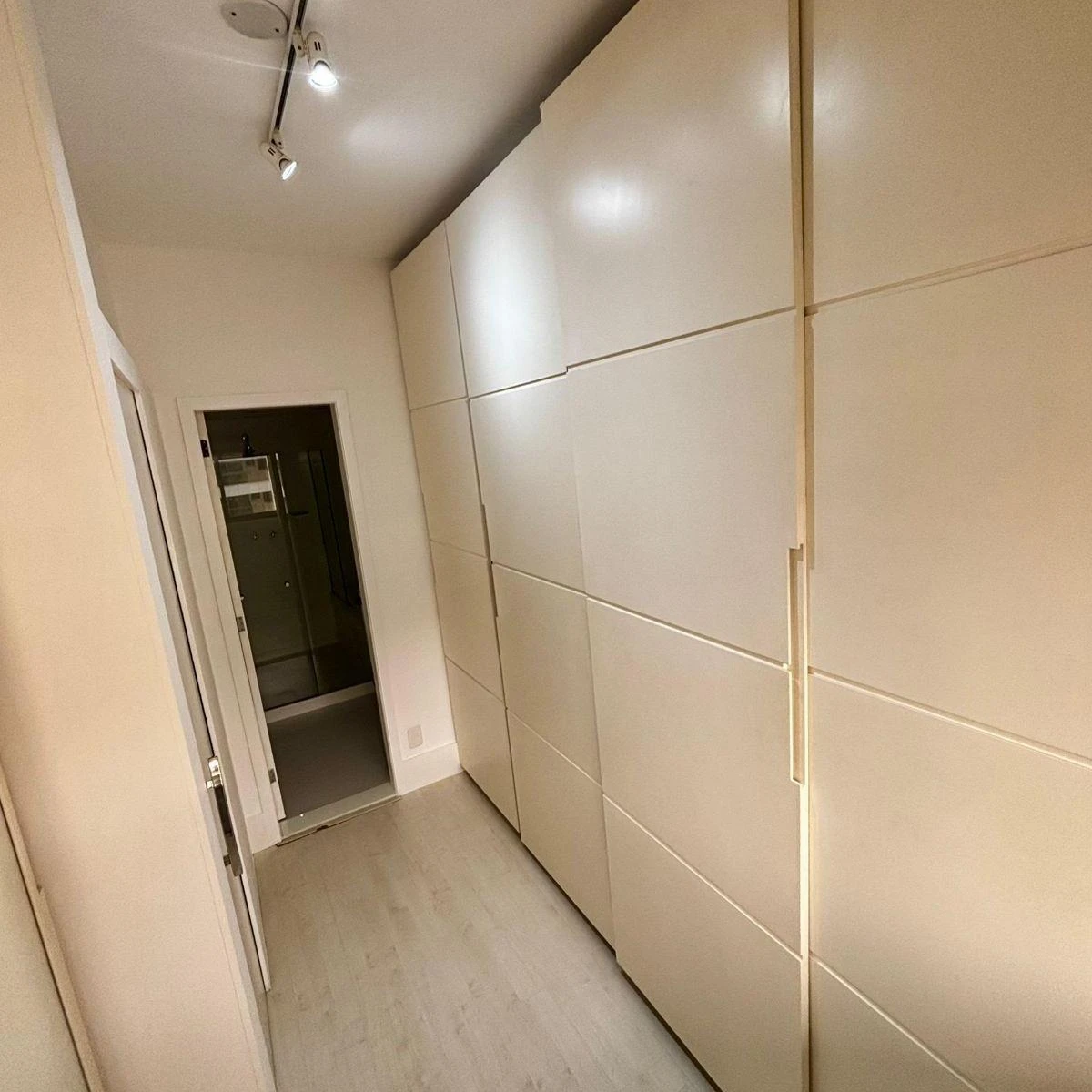 Furnished 150 m² apartment with 2 en-suite bedrooms — photo 15
