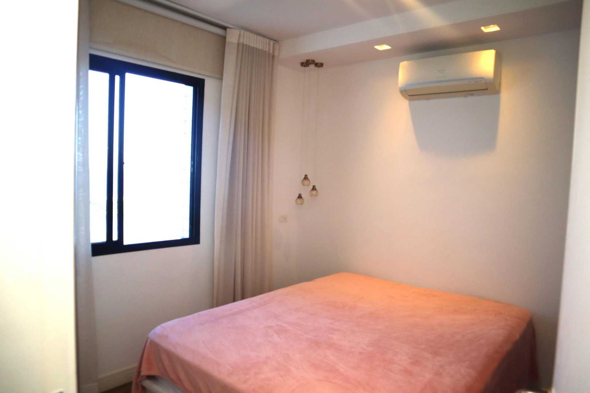 Apartamento mobiliado com 3 quartos e varanda — photo 33