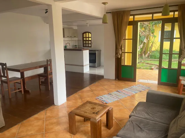 Casa com 2 suítes e 2 vagas em 140 m² — photo 3
