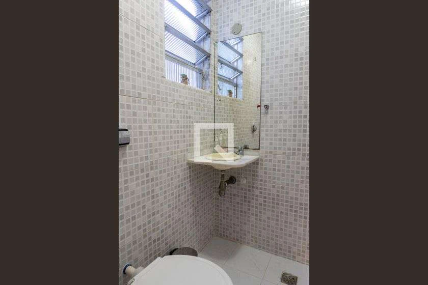 Furnished 3-bedroom apartment with 65 m² — photo 2
