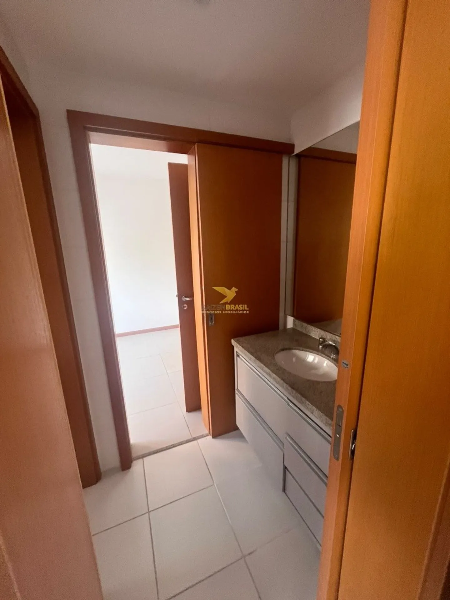 Apartment, 104 m², with a glass-enclosed balcony — photo 14